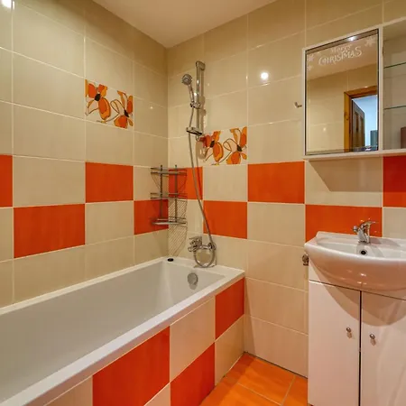 شقة Apartman Tatranska Lomnica
